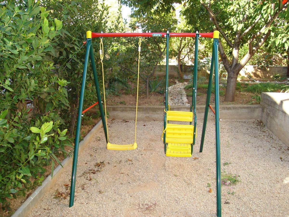 Apartmani Markoc Vodice Oda fotoğraf
